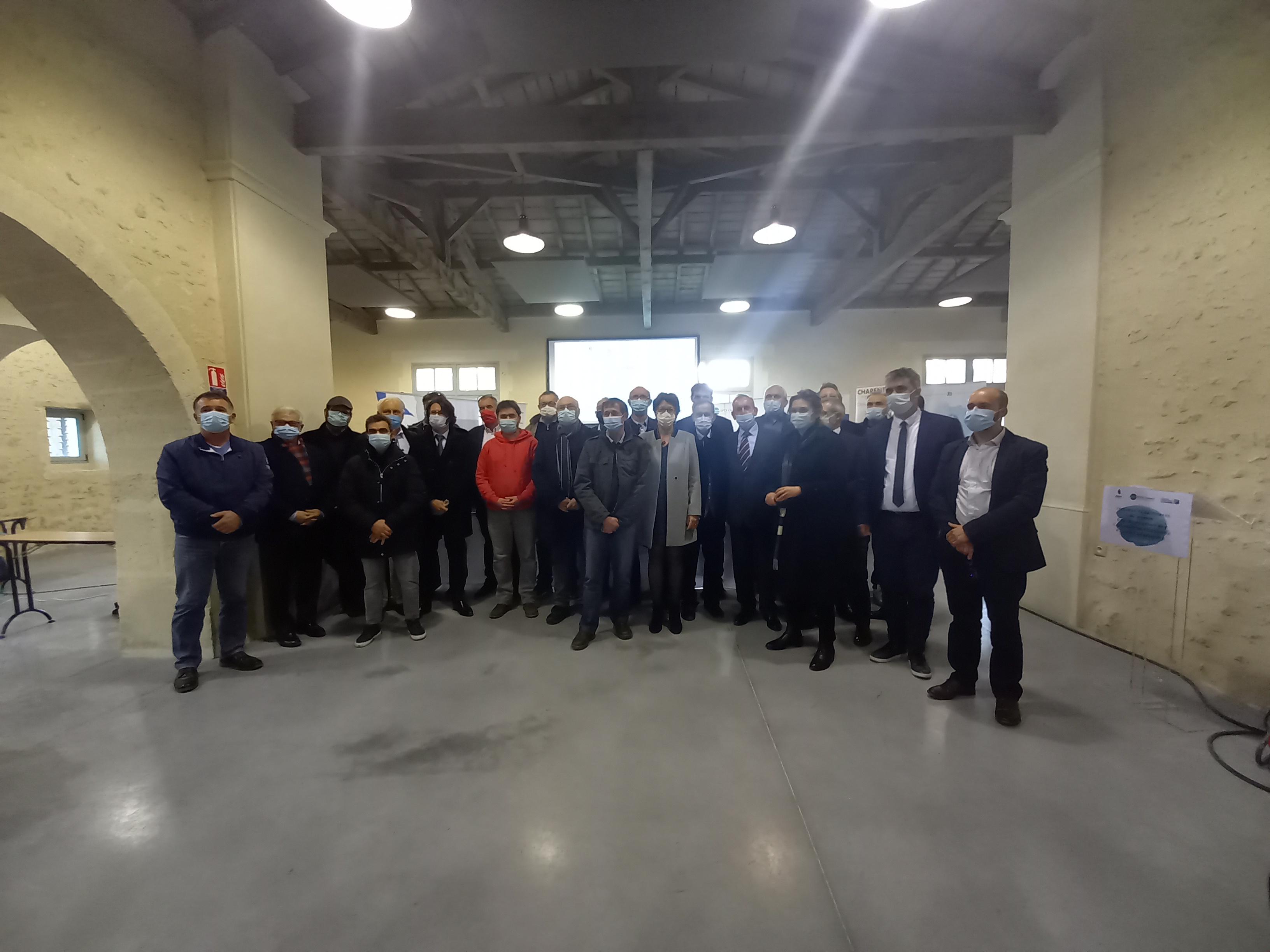 Signature du second contrat Re-Sources Coulonge – St Hippolyte Signature du second contrat Re-Sources Coulonge – St Hippolyte